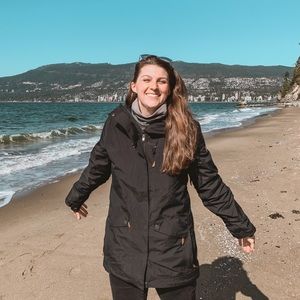 Meet your Posher, Emilie